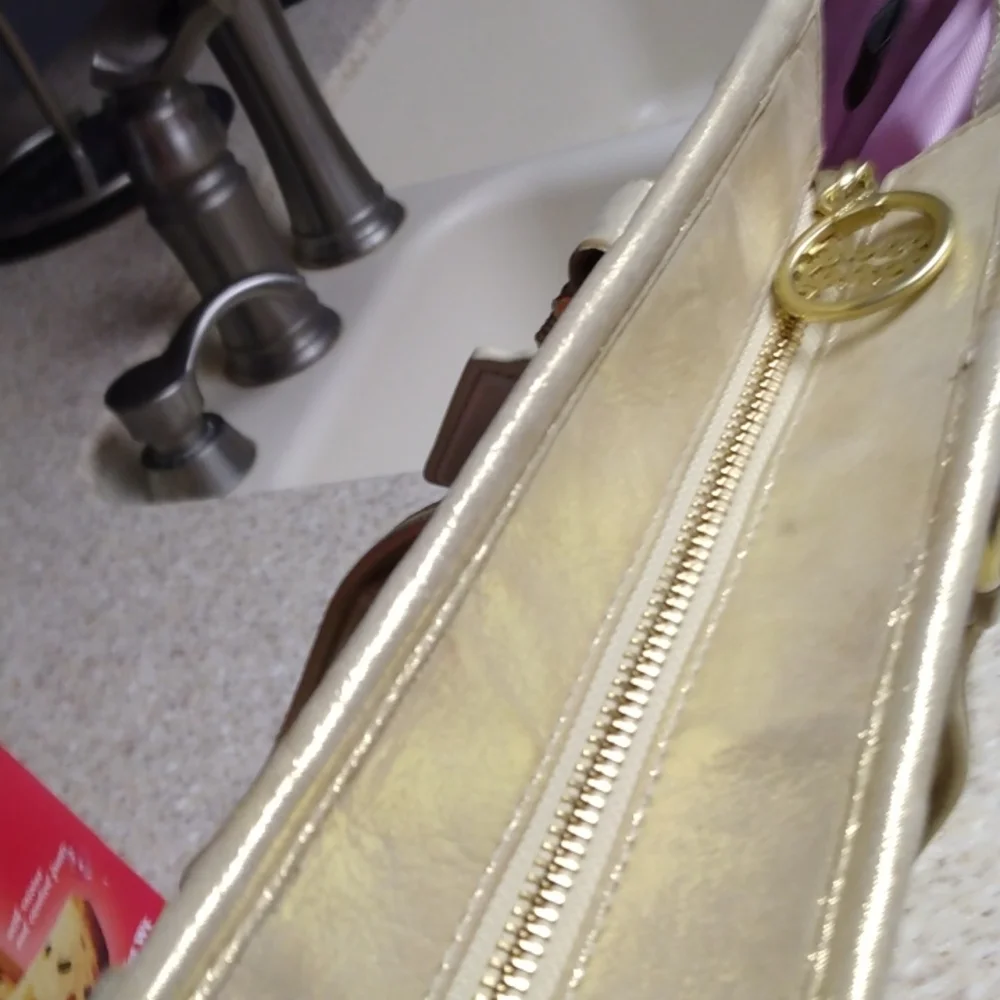 Coach Handbag - Picture 4 of 4